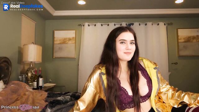 Step sister Jennifer Connelly gets a powerful orgasm