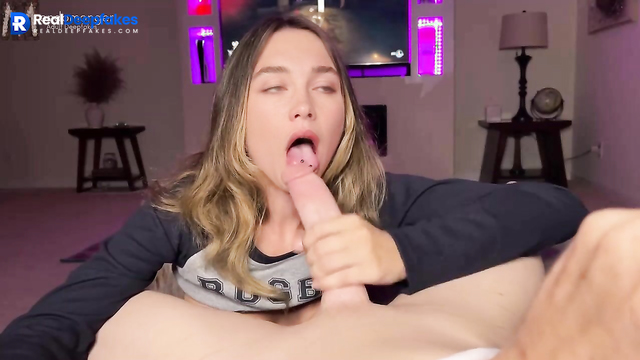 Her mouth can do the impossible - Flo...