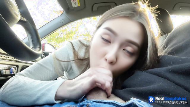 Irene (아이린) gives bj in the car to fe...