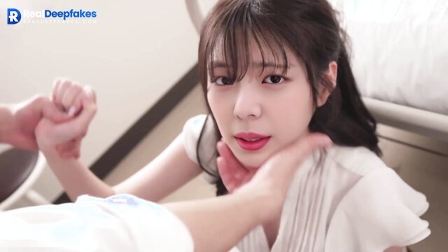 Doctor ripped Lia's (리아) pantyhose & ...