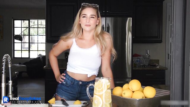 Busty babe Emilia Clarke poured lemonade on her boobs, deepfake