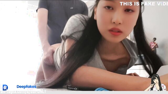 Mina TWICE blowjob at the work place - fakeapp (미나 스마트한 얼굴 변화)