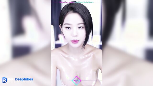 Busty brunette Wonyoung dancing topless, real fake (장원영 아이브)
