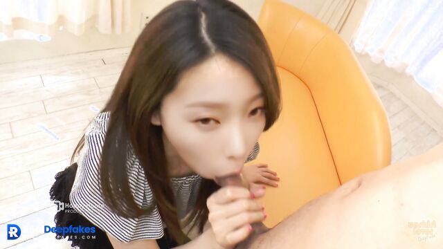 Korean slut admires your balls / Taeyeon SNSD face swap (태연 가짜 포르노)